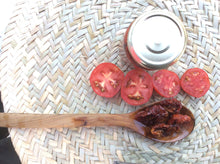 Load image into Gallery viewer, Smoked sun dried tomatoes (160g)
